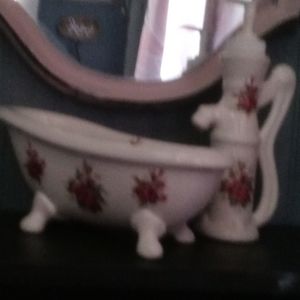 Vintage bath decor
